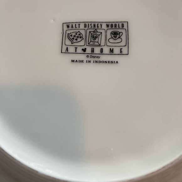 Disney Blue and White Ceramic plate - Picture 4 of 7